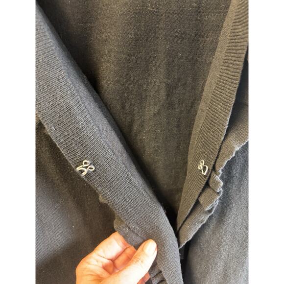 Jones New York Black Cardigan With Ruffle And Hook Closure M - Picture 4 of 6